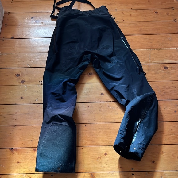 Arc’teryx ALPHA SV BIB men’s gortex shell pants black size large - Picture 6 of 13